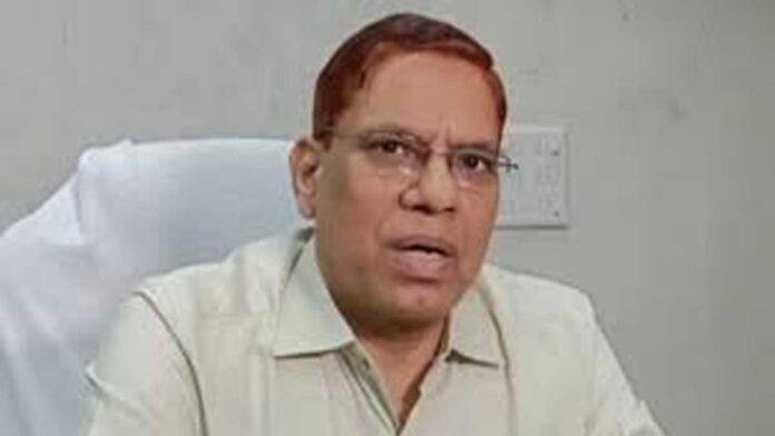 RIMS Director Resignation: रिम्स निदेशक के इस्तीफे से मचा हड़कंप, क्या CID कार्रवाई से जुड़ा है मामला?