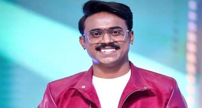Indian Idol 16 के टॉप-8 सिंगर अभिषेक कुमार का धनबाद में भव्य स्वागत, समर्थकों ने फूल-मालाओं से लादा