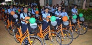 Jharkhand Students Scheme: झारखंड के 800 छात्रों को साइकिल देने के साथ सरकार ने कौन-सा बड़ा ऐलान किया?