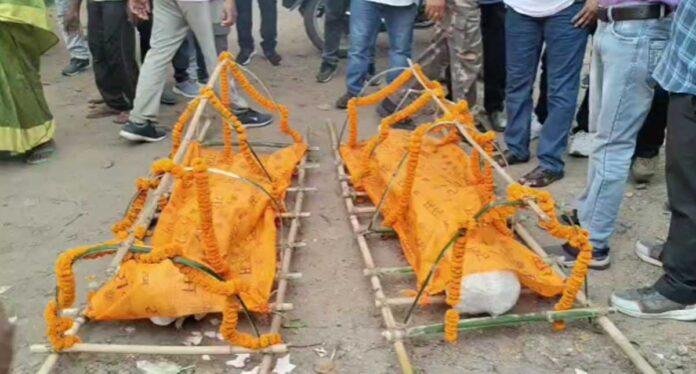 बोकारो में विस्थापितों ने क्यों निकाली डीसी और डीपीएलआर की शव यात्रा, जानिए पूरा मामला