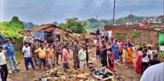Dhanbad News: भू-धंसान के बाद BCCL का बड़ा एक्शन, बुलडोजर चलते ही मच गई अफरा-तफरी