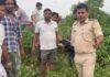 Dhanbad News: घर से निकले बुजुर्ग की झाड़ियों में मिली लाश, गला कटा देख इलाके में मची सनसनी