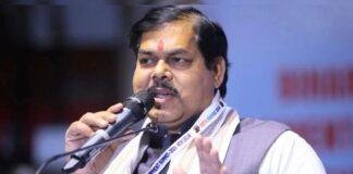 Bihar Teacher News: अब AI रखेगा शिक्षकों पर नजर! स्कूल से बाहर जाने पर कट सकती है हाजिरी Bihar Teacher News: अब AI रखेगा शिक्षकों पर नजर! स्कूल से बाहर जाने पर कट सकती है हाजिरी