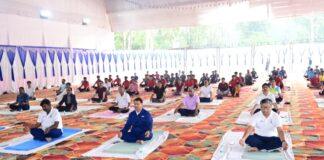 बोकारो क्लब में योग का उत्साह, BSL अधिकारियों ने मनाया 12वां अंतर्राष्ट्रीय योग दिवस बोकारो क्लब में योग का उत्साह, BSL अधिकारियों ने मनाया 12वां अंतर्राष्ट्रीय योग दिवस