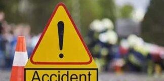 Hazaribagh News: स्कूल वैन 125 फीट दूर जंगल में जा फंसी, 3 बच्चे घायल, बड़ा हादसा टला