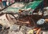 रांची पहाड़ी मंदिर गेट पर नशेड़ियों का तांडव: गरीब दुकानदार के चूड़ी ठेले को फूंका, सीसीटीवी खंगाल रही पुलिस
