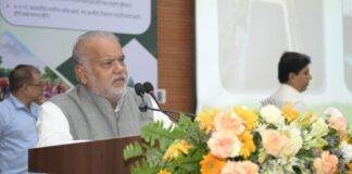 Bihar में VB-G Ram Ji Scheme लॉन्च: 125 दिन रोजगार की गारंटी, 15 दिन में काम नहीं तो मिलेगा बेरोजगारी भत्ता Bihar में VB-G Ram Ji Scheme लॉन्च: 125 दिन रोजगार की गारंटी, 15 दिन में काम नहीं तो मिलेगा बेरोजगारी भत्ता