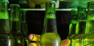 Expired Beer Scam: बोकारो में नष्ट करने की जगह दुकान पहुंची 1500 पेटी एक्सपायर्ड बीयर, जांच शुरू