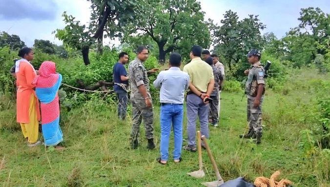 1839 Ranchi Murder Mystery Solved: 17 दिन बाद सिरकटी लाश कांड का खुलासा, पत्नी और प्रेमी गिरफ्तार