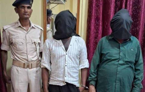 1920 Ranchi Crime: कांटाटोली में युवक को जिंदा जलाने की कोशिश मामले में दो आरोपी गिरफ्तार, न्यायिक हिरासत में भेजे गए