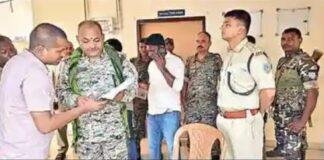 Garhwa Crime: सरकारी शिक्षक की दिनदहाड़े गोली मारकर हत्या, हमलावरों के सामने जान की भीख मांगते रहे शिक्षक Garhwa Crime: सरकारी शिक्षक की दिनदहाड़े गोली मारकर हत्या, हमलावरों के सामने जान की भीख मांगते रहे शिक्षक