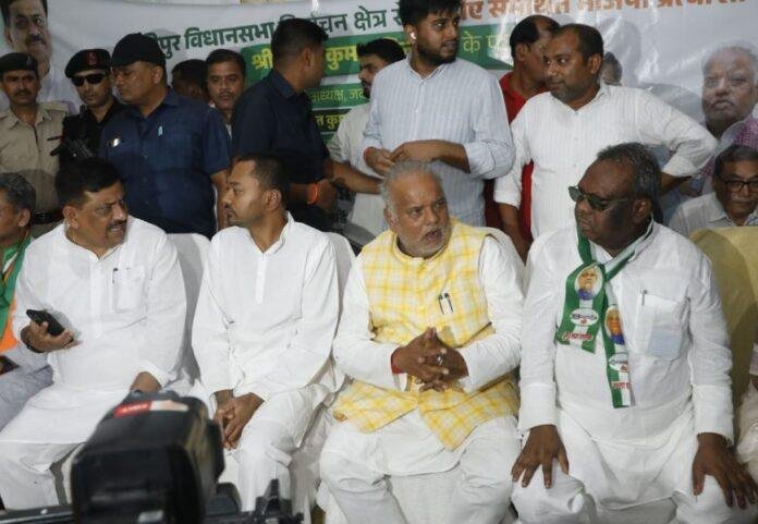1990 Bankipur By Election 2026: एनडीए उम्मीदवार के समर्थन में उतरे मंत्री श्रवण कुमार, नीरज कुमार सिन्हा के लिए मांगे वोट