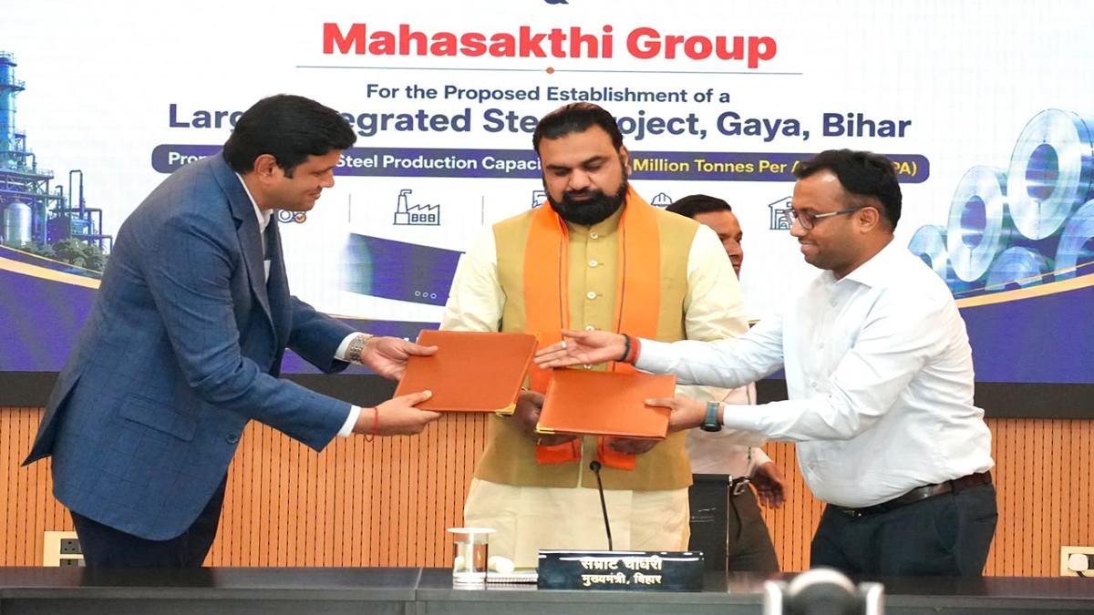 मुख्यमंत्री के समक्ष गयाजी में 6 हजार करोड़ के एकीकृत इस्पात परियोजना के लिए उद्योग विभाग व महाशक्ति ग्रुप के बीच MoU पर हस्ताक्षर | 22Scope News CM MoU 5 22Scope News