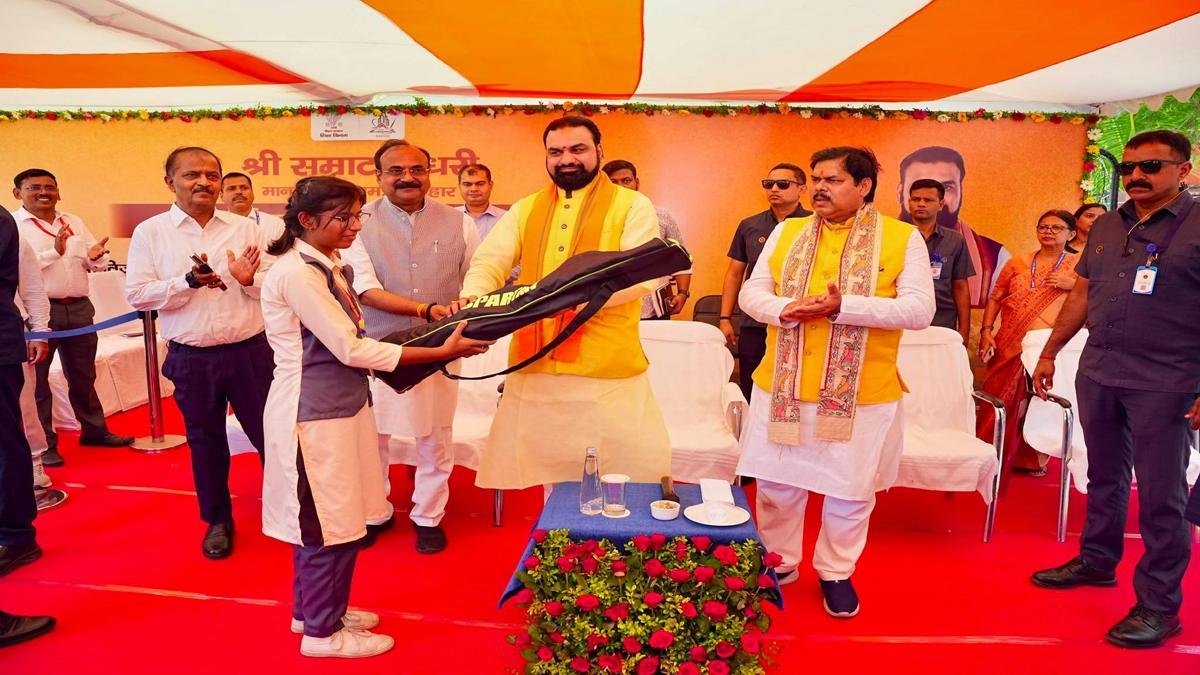 मुख्यमंत्री ने कहा- बिहार के हाई स्कूलों में 'बिहार स्कूल लाइव क्लासेज' की होगी शुरुआत, शिक्षा विभाग व 7 स्वयं सेवी संस्थानों के साथ हुआ MoU | 22Scope News CM Patna 2 22Scope News