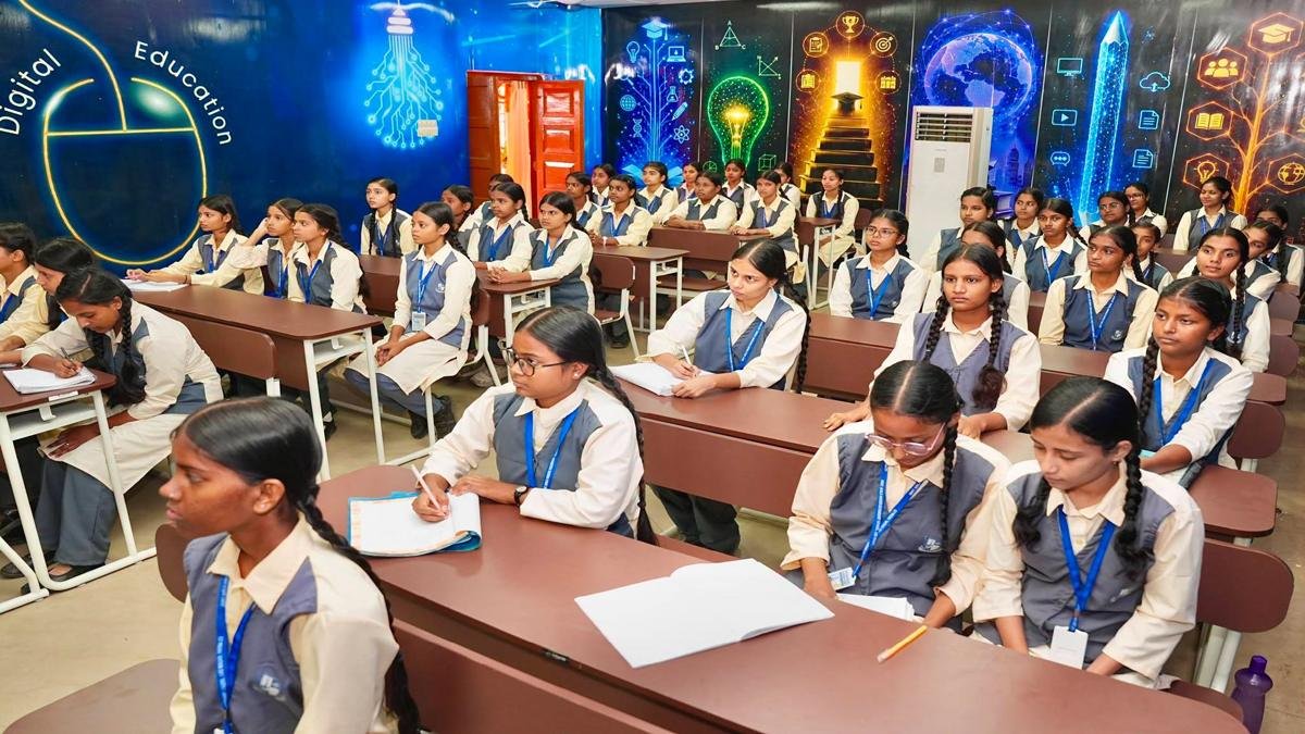 मुख्यमंत्री ने कहा- बिहार के हाई स्कूलों में 'बिहार स्कूल लाइव क्लासेज' की होगी शुरुआत, शिक्षा विभाग व 7 स्वयं सेवी संस्थानों के साथ हुआ MoU | 22Scope News CM Patna 7 22Scope News