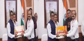 मुख्य सचिव प्रत्यय अमृत ने अपर मुख्य सचिव बी राजेंदर को दी भावभीनी विदाई मुख्य सचिव प्रत्यय अमृत ने अपर मुख्य सचिव बी राजेंदर को दी भावभीनी विदाई