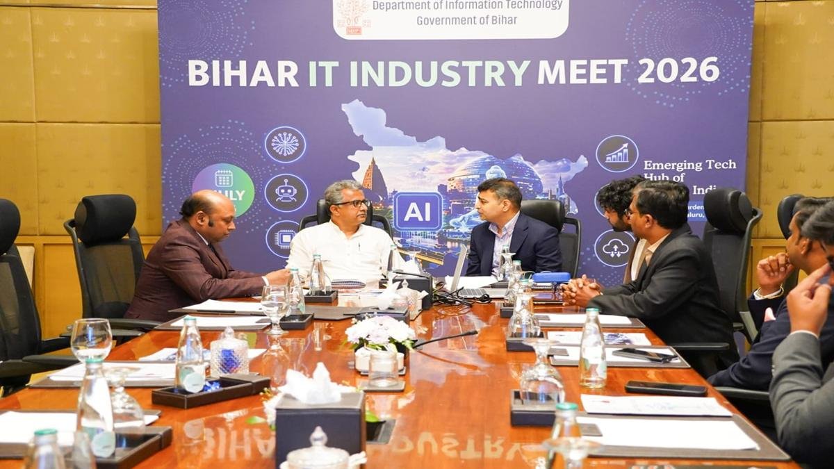 बेंगलुरु में बिहार IT इंडस्ट्री मीट 2026 : वैश्विक टेक कंपनियों ने बिहार में निवेश को लेकर दिखाई गहरी रुचि | 22Scope News Department of Information Technology 1 22Scope News