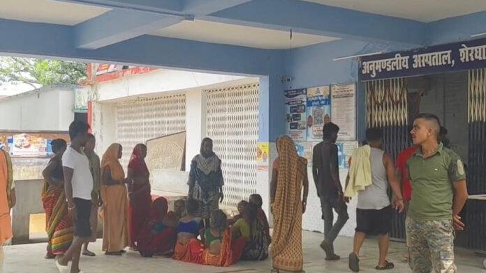 स्कूल जा रहे है 3 बच्चों पर गिरा वज्रपात, एक की मौत, 2 घायल