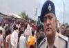 अलौली में फुलतोड़ा पुल के पास युवक की गोली मारकर हत्या, जांच में जुटी पुलिस अलौली में फुलतोड़ा पुल के पास युवक की गोली मारकर हत्या, जांच में जुटी पुलिस