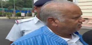 मंत्री श्रवण कुमार ने कहा- छात्रों पर नहीं हो राजनीति, जो भी दोषी होंगे होगी कार्रवाई मंत्री श्रवण कुमार ने कहा- छात्रों पर नहीं हो राजनीति, जो भी दोषी होंगे होगी कार्रवाई