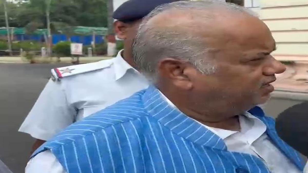 मंत्री श्रवण कुमार ने कहा- छात्रों पर नहीं हो राजनीति, जो भी दोषी होंगे होगी कार्रवाई | 22Scope News Mantri S Kumar 22Scope News