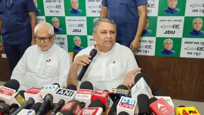 चिराग-मांझी के बीच चल रहे विवाद पर विजय चौधरी ने कहा- दोनों अलग-अलग पार्टी के नेता हैं, सरकार का फैसला अंतिम