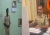 मोतिहारी स्टेशन पर पकड़ा गया फर्जी पुलिसकर्मी, पुलिस की वर्दी पहनकर घूम रहा था युवक