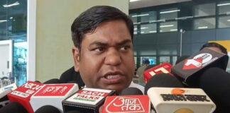 सहनी ने सरकार व सम्राट पर कई मुद्दों को लेकर किया तीखा हमला, कहा- 20 साल में नीतीश सरकार कानून व्यवस्था के मामले में फेल