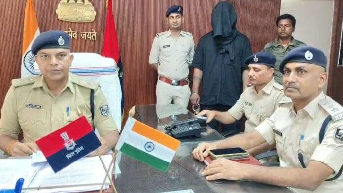 Muz Police Social Media पर अवैध हथियार के साथ Video वायरल करना युवक को पड़ा भारी, गिरफ्तार