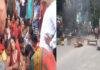 पूर्व मुखिया का खेत के बोरिंग के पास मिला शव, पुलिस मौके पर पहुंची, हत्या की जताई आशंका पूर्व मुखिया का खेत के बोरिंग के पास मिला शव, पुलिस मौके पर पहुंची, हत्या की जताई आशंका