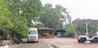 आखिरकार 20 साल बाद बंगले से मोहभंग, राबड़ी ने खाली किया 10 सर्कुलर रोड आवास आखिरकार 20 साल बाद बंगले से मोहभंग, राबड़ी ने खाली किया 10 सर्कुलर रोड आवास