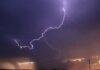 Jharkhand Lightning Strike Deaths: झारखंड के किन जिलों में सबसे ज्यादा गिरती है बिजली? मौसम विभाग ने किया अलर्ट Jharkhand Lightning Strike Deaths