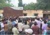 Sarath Driving License Camp: सारठ में ड्राइविंग लाइसेंस कैंप बना हंगामे का मैदान, भारी भीड़ के बाद रद्द हुआ शिविर Sarath Driving License Camp 2