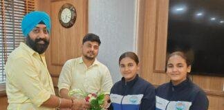 WAKO Uzbekistan Kickboxing World Cup 2026: धनबाद की दो बेटियां वर्ल्ड कप में दिखाएंगी दम! जानिए किस अंतरराष्ट्रीय टूर्नामेंट के लिए हुआ चयन WAKO Uzbekistan Kickboxing World Cup 2026: धनबाद की दो बेटियां वर्ल्ड कप में दिखाएंगी दम! जानिए किस अंतरराष्ट्रीय टूर्नामेंट के लिए हुआ चयन