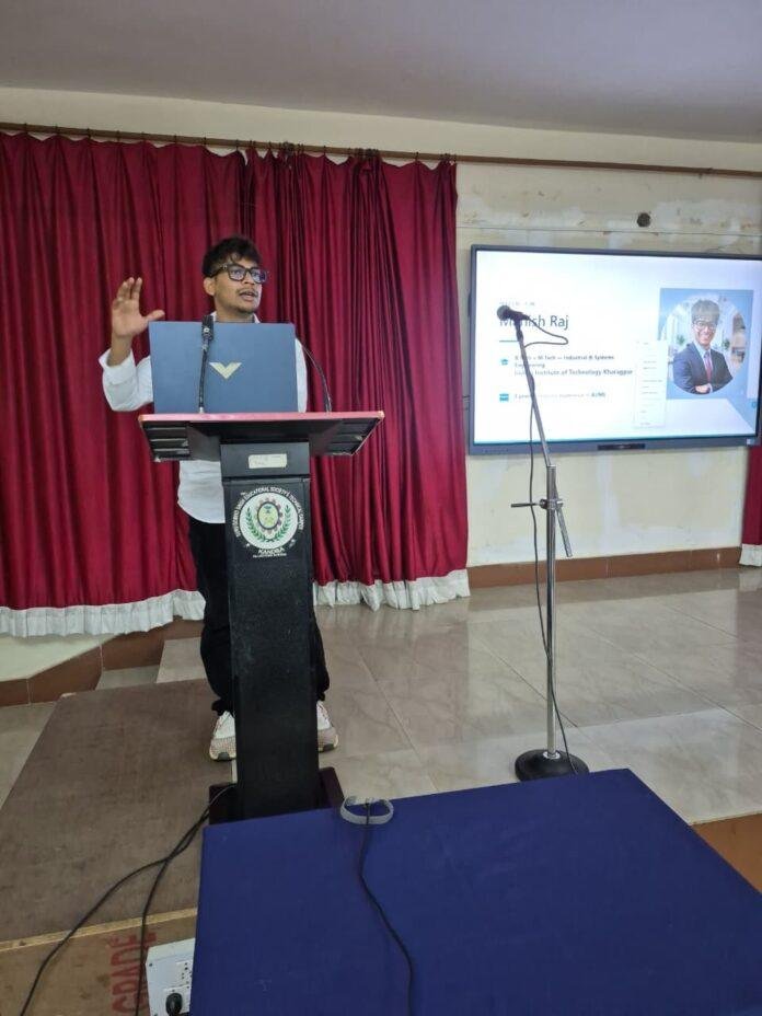 AI Placement Bootcamp: GGES कॉलेज में AI Bootcamp, IIT खड़गपुर के पूर्व छात्र ने बताए प्लेसमेंट के सफल मंत्र 3
