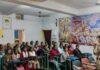 Bhojpur Police Awareness Campaign: आरा में पुलिस ने छात्राओं को किया जागरूक, साइबर फ्रॉड से बचने के बताए आसान तरीके Bhojpur Police Awareness Campaign: आरा में पुलिस ने छात्राओं को किया जागरूक, साइबर फ्रॉड से बचने के बताए आसान तरीके