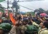 Ranchi BJP Congress Protest: रांची में भाजपा कार्यालय के बाहर बवाल, पथराव और लाठीचार्ज में मीडियाकर्मी घायल