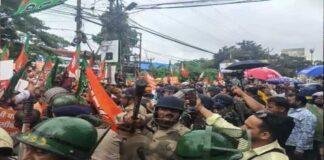 Ranchi BJP Congress Protest: रांची में भाजपा कार्यालय के बाहर बवाल, पथराव और लाठीचार्ज में मीडियाकर्मी घायल