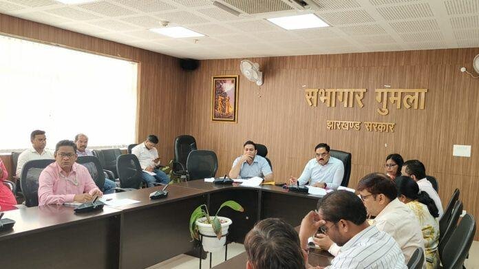 Gumla PM JANMAN Review Meeting Gumla PM JANMAN Review Meeting