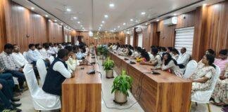 Radha Govind University Sanskrit Seminar: राधा गोविंद विश्वविद्यालय में भारतीय ज्ञान परंपरा पर भव्य संगोष्ठी, संस्कृत के महत्व पर हुआ मंथन Radha Govind University Sanskrit Seminar