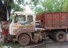 Jamshedpur Truck Accident: जमशेदपुर में बड़ा सड़क हादसा टला! ट्रक चालक की सूझबूझ से बचीं कई जानें