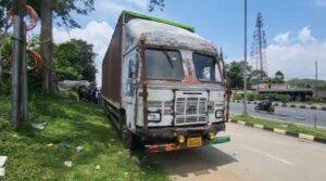 Topchanchi Cattle Loaded Container Seized: तोपचांची में कंटेनर पकड़े जाने के बाद मचा हड़कंप, पुलिस की चुप्पी से बढ़े सवाल | 22Scope News Topchanchi Cattle Loaded Container Seized 2