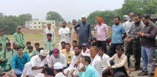 Chutaru High School Land Dispute: स्कूल की जमीन पर किसने चलाया हल? सड़क पर उतर आए छात्र, प्रशासन में मचा हड़कंप Chutaru High School Land Dispute