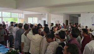 Hazaribagh Jan Sunwai: जनसुनवाई में खुली सरकारी दफ्तरों की पोल, विधायक ने अधिकारियों को दिए निर्देश | 22Scope News Hazaribagh Jan Sunwai 2