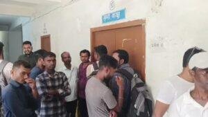 Govindpur Driving License Camp: गोविंदपुर में लाइसेंस बनवाने पहुंचे लोग हुए निराश, स्लॉट नियम पर फूटा गुस्सा | 22Scope News Govindpur Driving License Camp 1