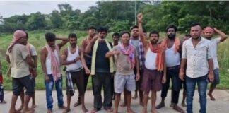 FCI Ration Lifting: FCI से राशन उठाव के नए आदेश पर मजदूरों का विरोध, रोजगार पर मंडराया संकट FCI Ration Lifting: FCI से राशन उठाव के नए आदेश पर मजदूरों का विरोध, रोजगार पर मंडराया संकट