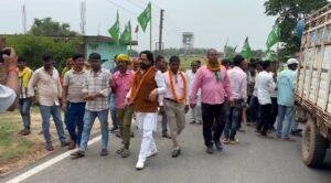 JMM Membership Drive Sariya: शत्रुधन प्रसाद मंडल के नेतृत्व में झामुमो को मिली बड़ी मजबूती, जानिए क्या हुआ सरिया के कार्यक्रम में | 22Scope News JMM Membership Drive Sariya: शत्रुधन प्रसाद मंडल के नेतृत्व में झामुमो को मिली बड़ी मजबूती, जानिए क्या हुआ सरिया के कार्यक्रम में