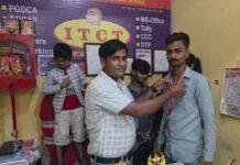 Pakur News: यूनिट टेस्ट में उत्कृष्ट प्रदर्शन करने वाले 100 छात्र-छात्राओं को किया गया सम्मानित