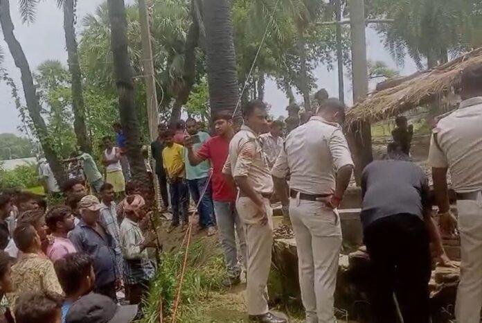 2108 Sahdevkhap News: गया में कुएं में जहरीली गैस से चार लोगों की मौत, Rescue में उतरे पिता-पुत्र समेत दो की जान गई