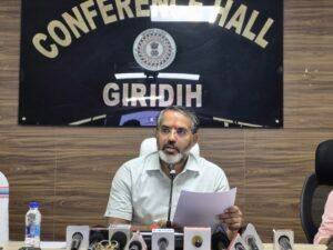 Giridih SIR 2026 Voter List: गिरिडीह में मतदाता सूची पुनरीक्षण शुरू, जानिए कब और कैसे दर्ज होगी दावा-आपत्ति